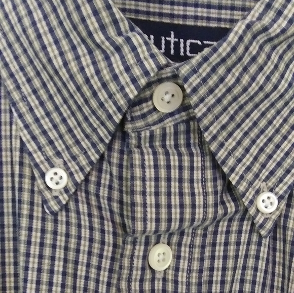Nautica casual button-down short sleeve shirt - Picture 5 of 6